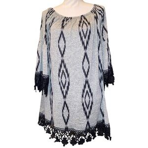 YAHADA Mini Dress Crocheted Fringe Embellishments in Gray and Black Size Medium